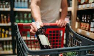 Получение лицензии на розничную продажу алкоголя в Вятских Поляне в октябре